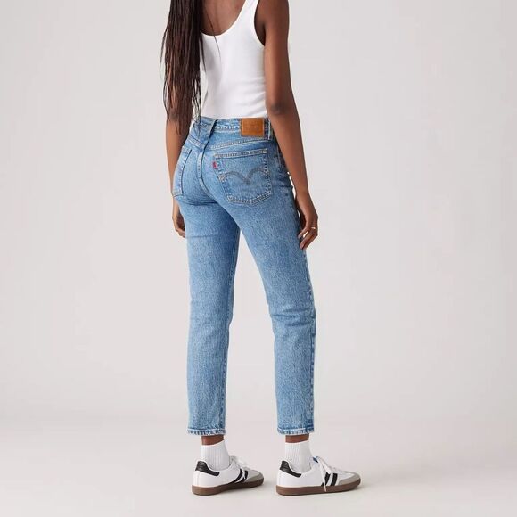 Levi’s Women’s Wedgie Straight Fit Denim Jean Size 29” - Picture 2 of 9